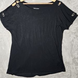 Cable‎ & Gauge Women's Lightweight Cap Sleeved Blouse Black with Metal Clips M
